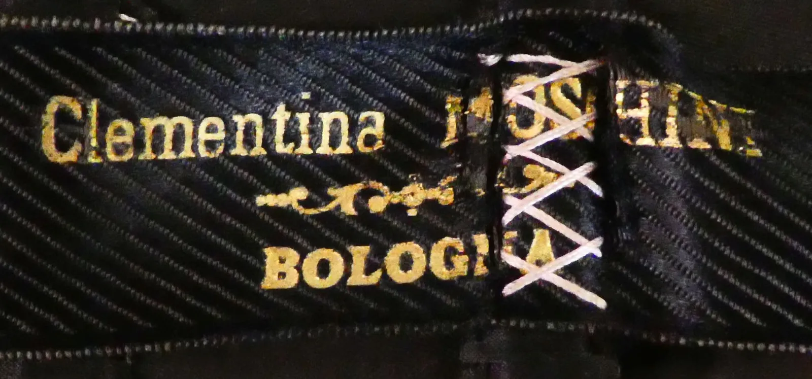 Label with textClementina Moshini / Bologna