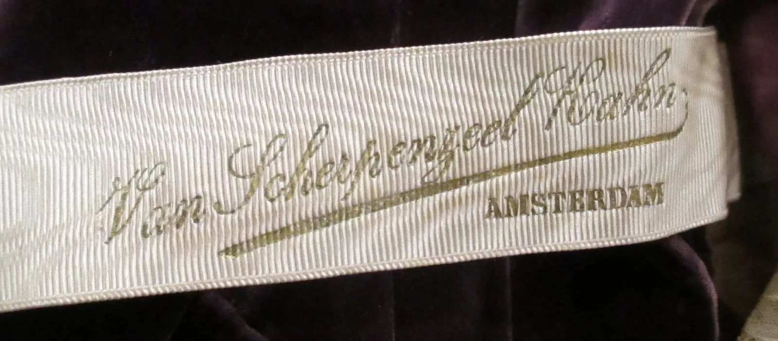 Label van Van Scherpenzeel Kahn