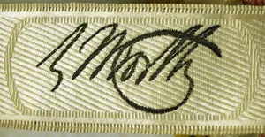 Label van House of Worth