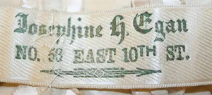 Label met tekst Josephine H. Egan / No. 56 East 10th Street