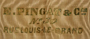 Label met tekst E. Pingat & Cie/No. 30 rue Louis Le Grande