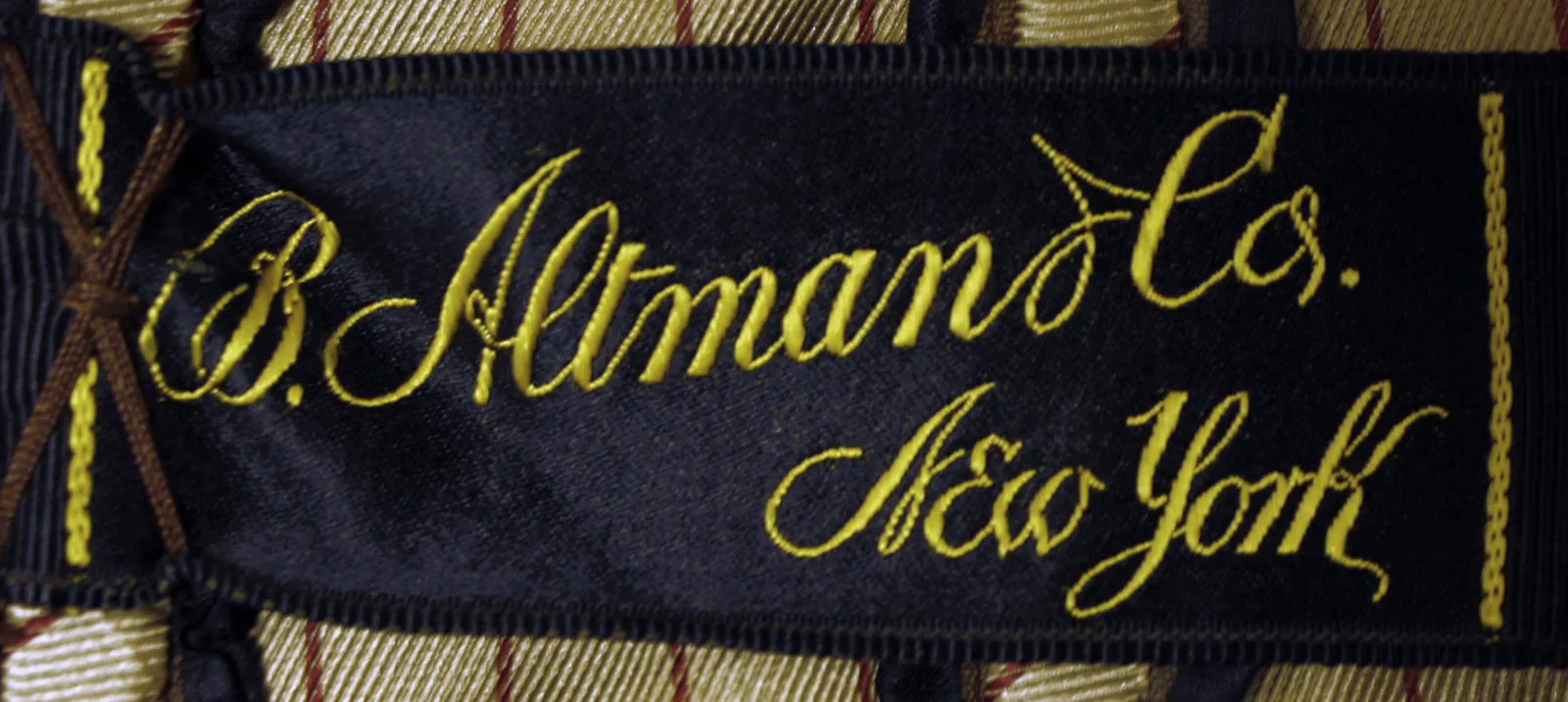 Label met tekst B. Altman & Co. / New York
