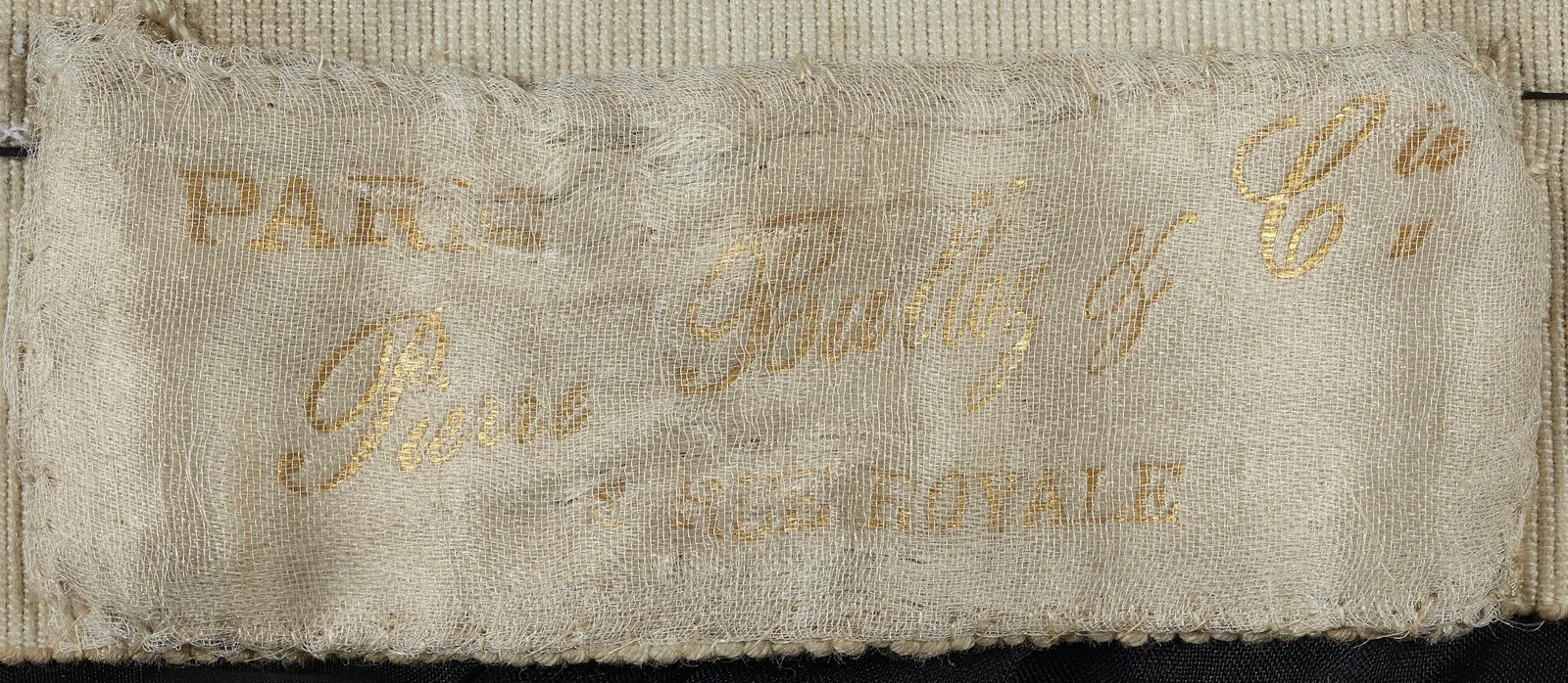 Etiquette avec texte Pierre Bulloz / Cie / Rue Royale Paris